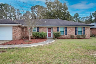 9033 Bluebay Ln, Pensacola, FL 32506