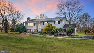 2152 Amlisa Rd, Nazareth, PA 18064