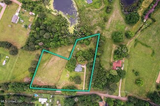 224 R T Braddy Rd, Florence, MS 39073