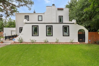 211 NW Alpine Dr, Plainview, TX 79072