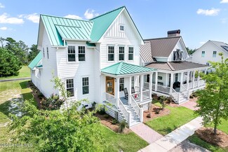 350 Harborside Dr, Oriental, NC 28571