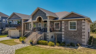 1775 Thresher Dr, Navarre, FL 32566