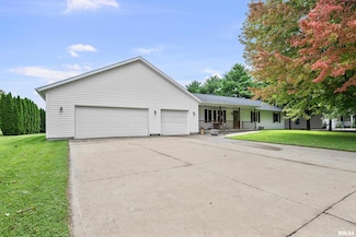 13109 83rd Ave, Blue Grass, IA 52726