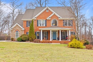 2509 Hillyer Ln, Signal Mountain, TN 37377