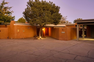 4000 Ivy Lawn Ct NW, Albuquerque, NM 87107