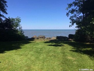 2 Summer Haven Dr, Hilton, NY 14468