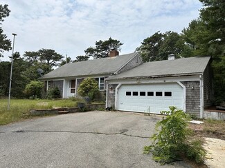 30 Granny's Ln, Chatham, MA 02633