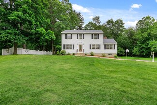 8 Sevilla Rd, Andover, MA 01810