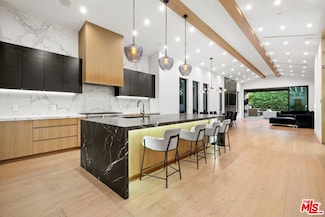 4803 Lemona Ave, Sherman Oaks, CA 91403