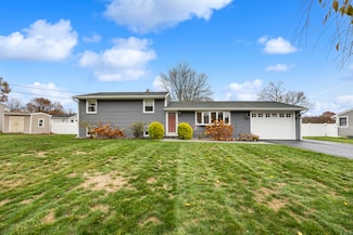 32 Brian Rd, Wallingford, CT 06492