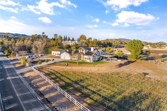 39550 Calle de Companero, Murrieta, CA 92562