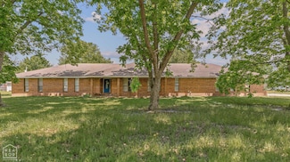 406 E Ash St, Keiser, AR 72351