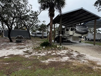 144 E 5th Ave, Horseshoe Beach, FL 32648