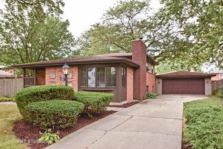 370 Coolidge St N, Chicago Heights, IL 60411