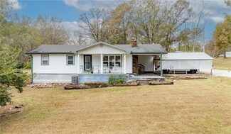 10855 Danny Bryan Rd, Prairie Grove, AR 72753
