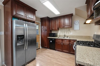 17061 Roscoe Blvd Unit 6, Northridge, CA 91325