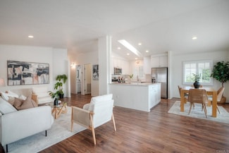 6494 Friendly Place, Carlsbad, CA 92011