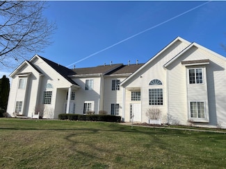 3001 Columbine Cir Unit G, Valparaiso, IN 46383