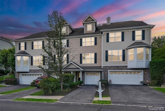 4 Putters Way, Middletown, NY 10940