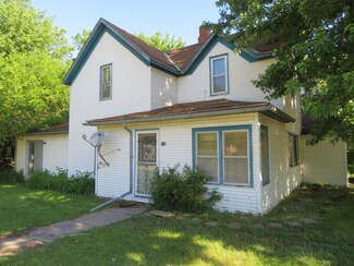 160 Central St, Osceola, NE 68651