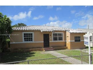 1032 NW 76th St, Miami, FL 33150