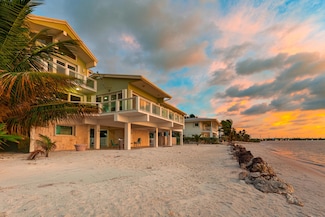 133 Sunset Dr, Islamorada, FL 33036
