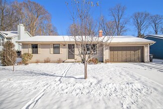 4204 Fellows St, South Bend, IN 46614