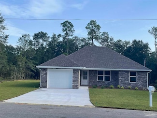6761 Harvell St, Milton, FL 32570