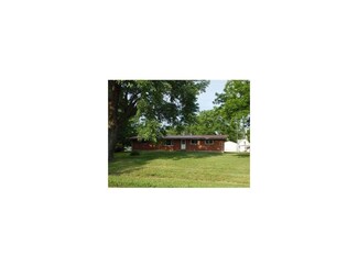 110 Elm St, Sumner, MO 64681