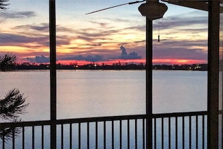 111 Lake Emerald Dr Unit 307, Oakland Park, FL 33309