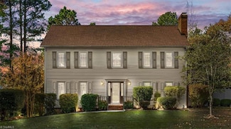 1516 Chimney Rock Dr, Kernersville, NC 27284