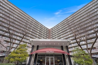 61-15 97th St Unit 8D, Rego Park, NY 11374