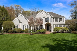 18 Hunters Run, Sudbury, MA 01776
