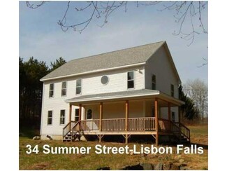 34 Summer St, Lisbon Falls, ME 04252