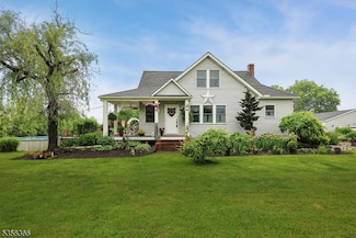 66 Amwell Rd, Flemington, NJ 08822