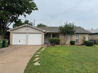 6617 Richardson Dr, Watauga, TX 76148