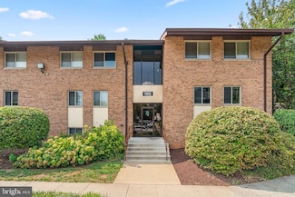 18802 Walkers Choice Rd Unit 4, Montgomery Village, MD 20886