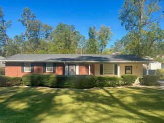 1944 Robin Rd, North Augusta, SC 29841