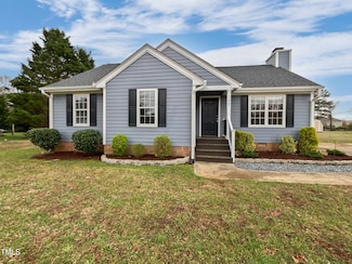 108 New Castle Ct, Youngsville, NC 27596