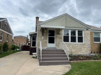2256 S 15th Ave, Riverside, IL 60546