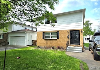 50 Strasbourg Dr Unit Upper, Buffalo, NY 14227