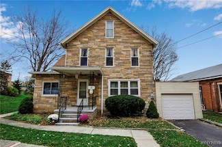 7 Prospect St, Forestville, NY 14062