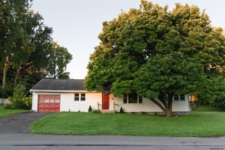 62 Glenwood St, Albany, NY 12208