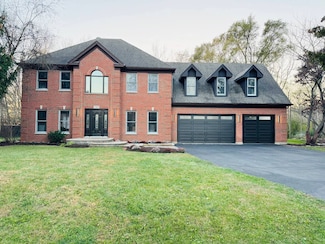 720 Tulip Cir, Island Lake, IL 60042