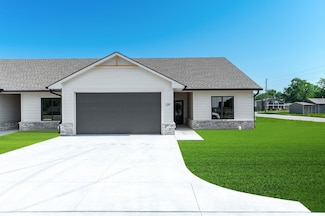 129 N Sheridan Ave, Valley Center, KS 67147