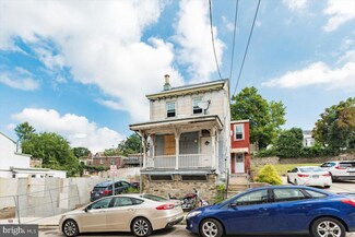 4467 Fleming St, Philadelphia, PA 19128