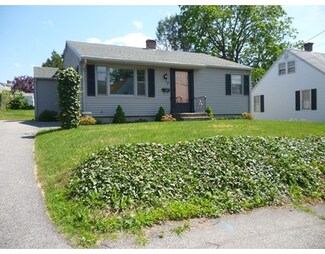 28 Randall St, Worcester, MA 01606