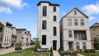 948 Blackshire Ln, Houston, TX 77055