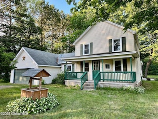 119 Houseman St, Mayfield, NY 12117