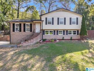 1829 6th St NW, Center Point, AL 35215